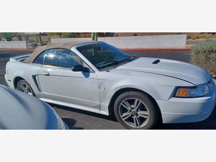 Thumbnail Photo undefined for 1999 Ford Mustang